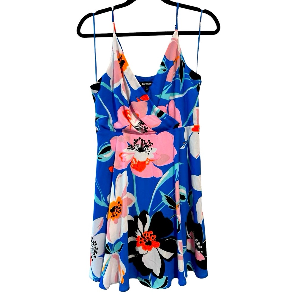 Express dress size M